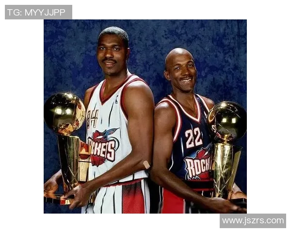 1995年NBA季后赛火箭与马刺的经典对决回顾与分析