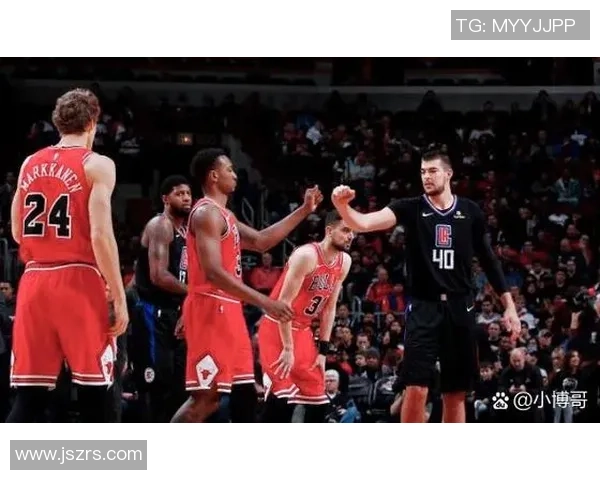 2011年NBA季后赛公牛与老鹰激战回顾精彩瞬间与战术分析 2011年NBA季后赛公牛与老鹰激战回顾精彩瞬间与战术分析